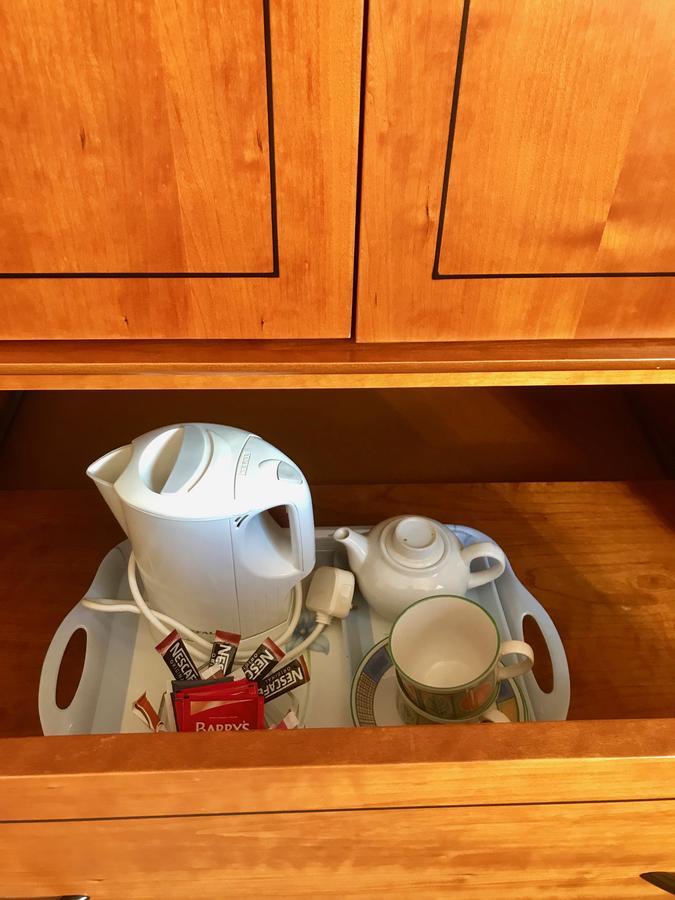 Bramble Lodge ブラーニー エクステリア 写真